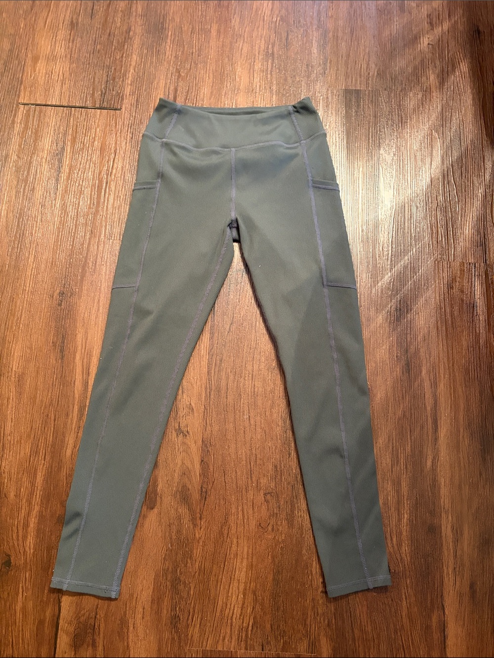 Zella Olive Green Kids Leggings with Side Pockets size 10/12 L